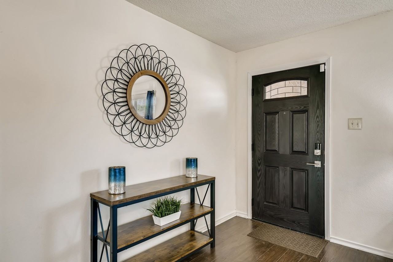 2308 Dalhart Pass - Photo 4 of 42