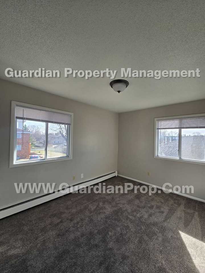 2426 County Road I - Photo 7 of 9