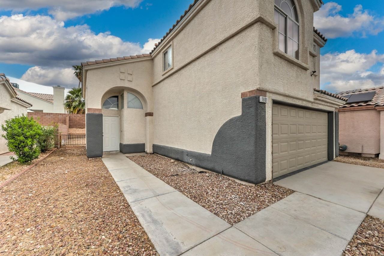 1801 Villa Vista Way - Photo 2 of 35