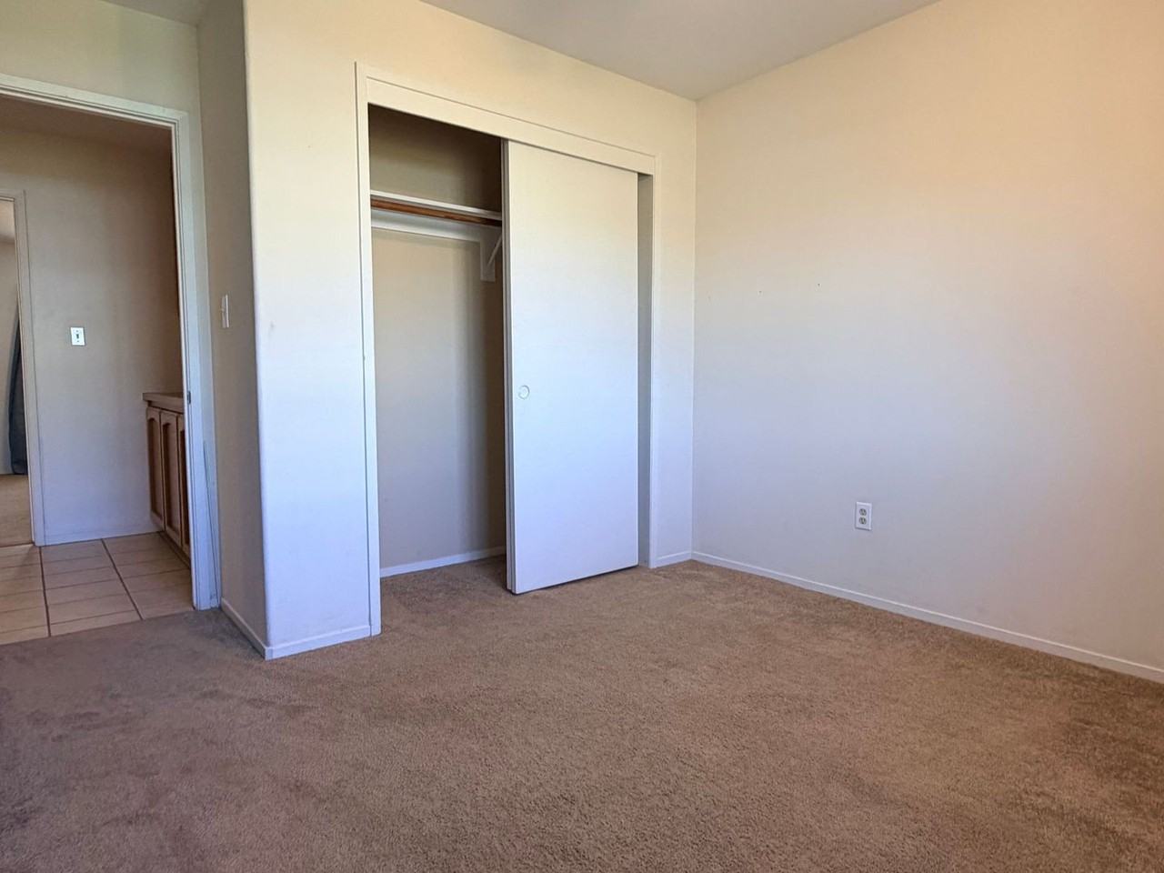 22120 Mccarthy Dr - Photo 6 of 11