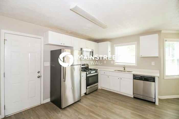 115 Anna Ave - Photo 6 of 18
