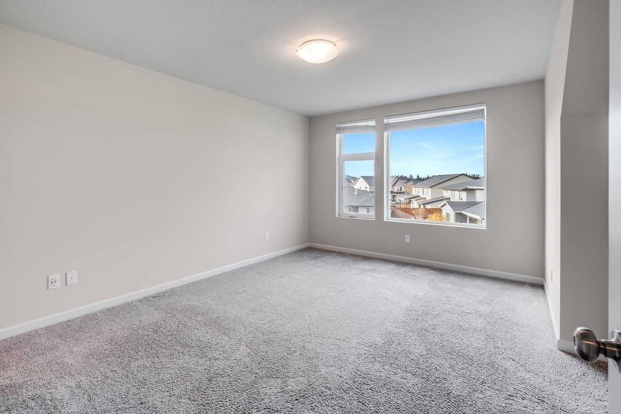 6935 Se Red Alder St - Photo 7 of 14