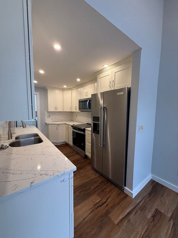 19117 Ballinger Way Ne #202 - Photo 4 of 18