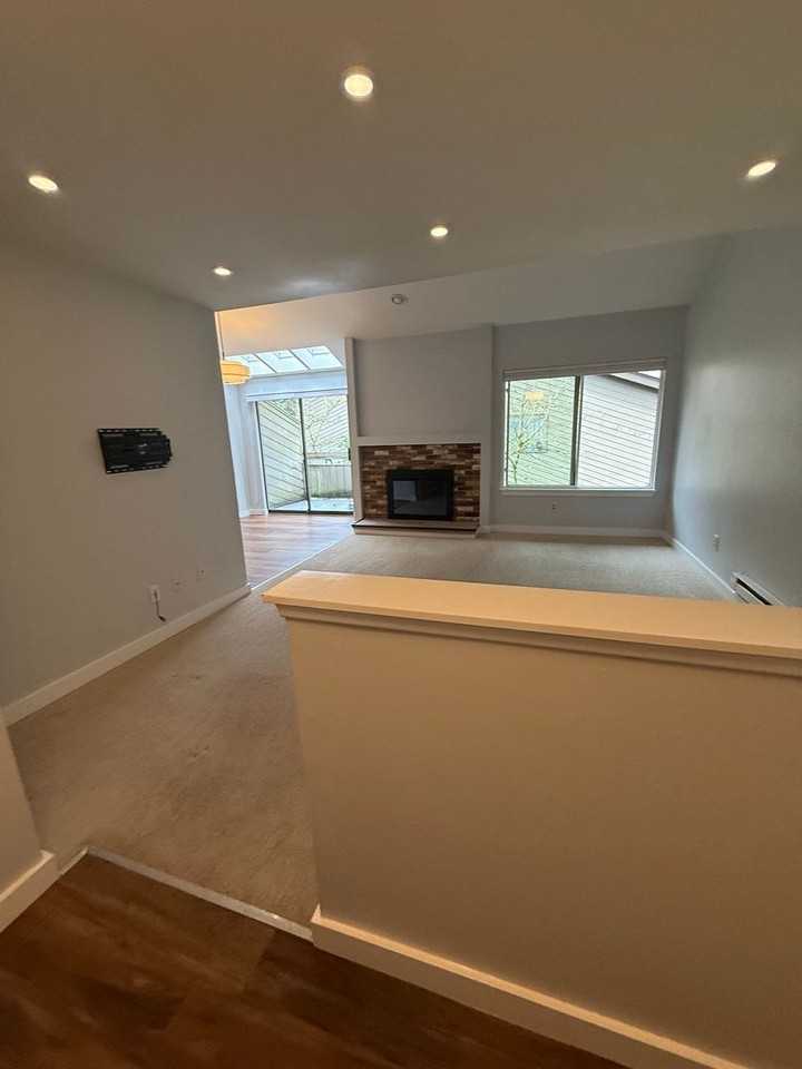 19117 Ballinger Way Ne #202 - Photo 6 of 18