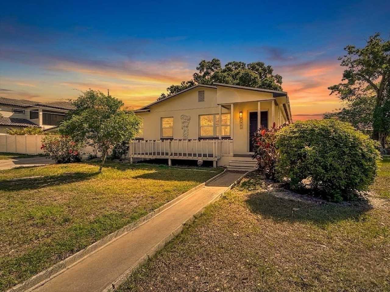 2801 29th St N - Photo 4 of 20