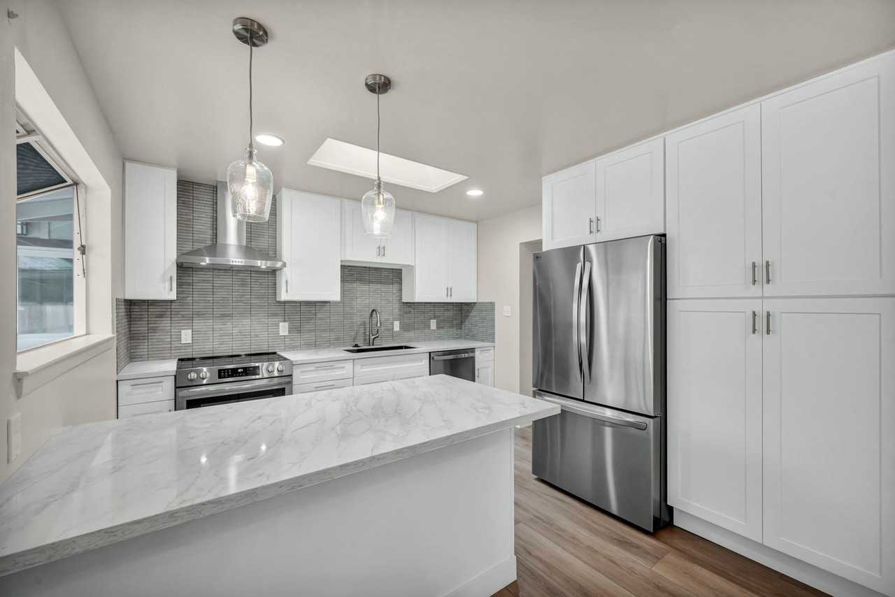 908 Wagner Dr - Photo 4 of 41