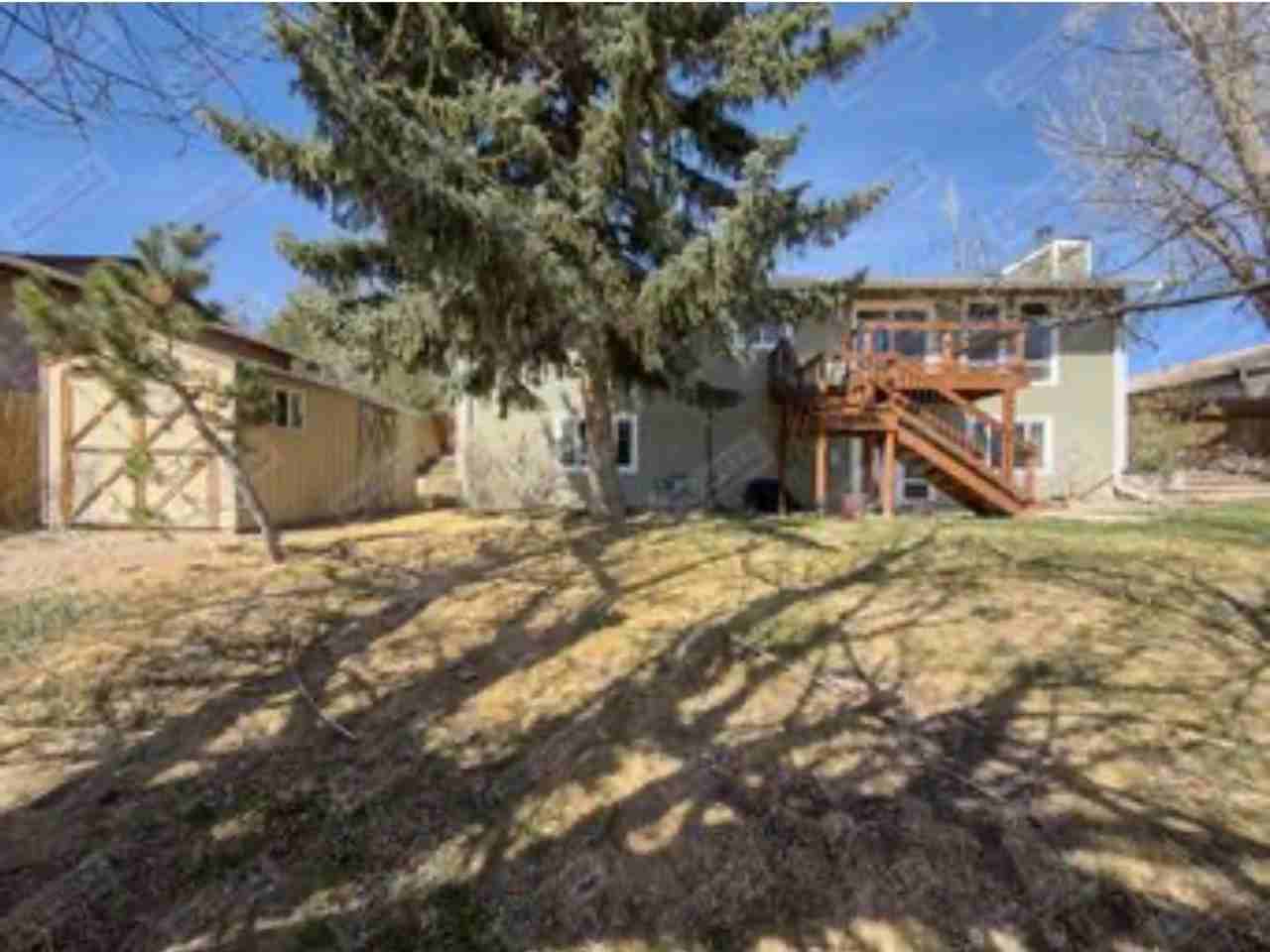 2101 S Autumn Ct - Photo 3 of 18