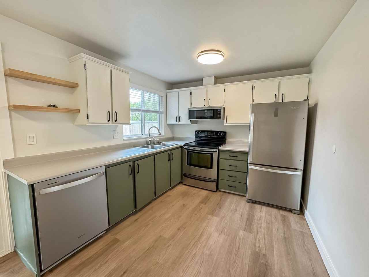 3905 W Taft St - Photo 6 of 22