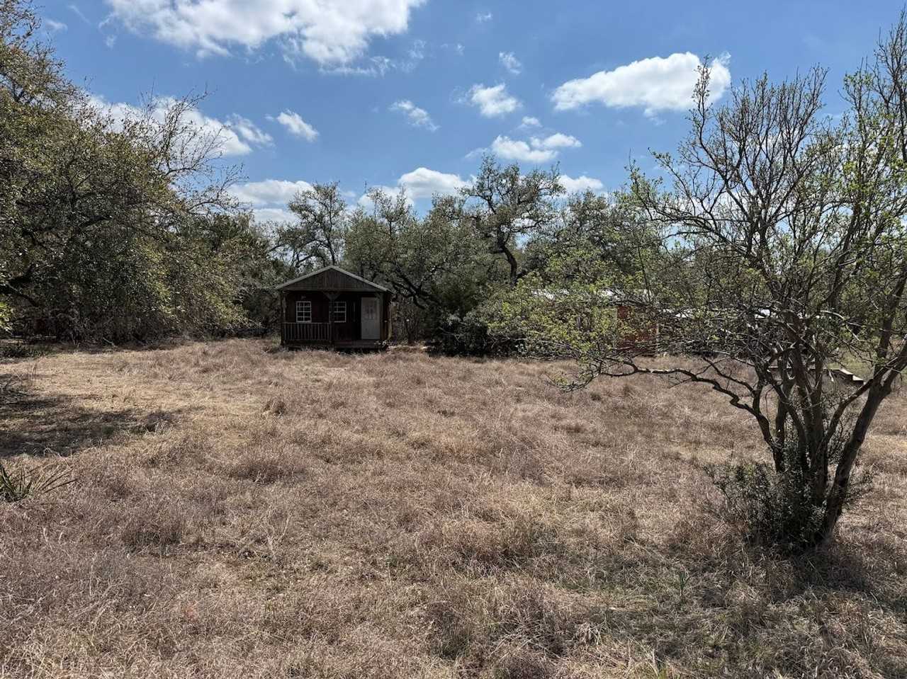 515 Wimberley Oaks Dr - Photo 2 of 20