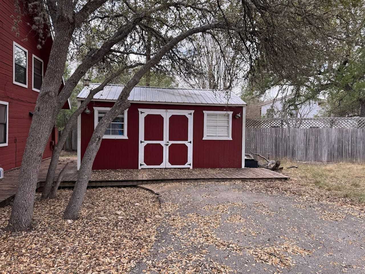 515 Wimberley Oaks Dr - Photo 4 of 20