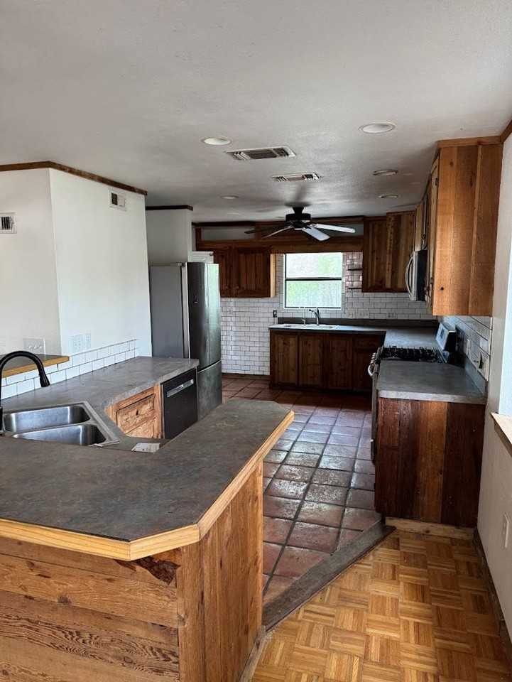 515 Wimberley Oaks Dr - Photo 7 of 20