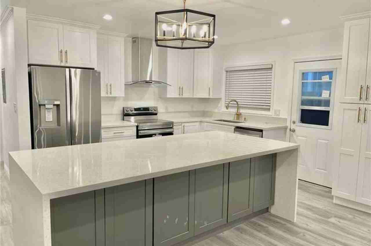 261 Prospect Ave - Photo 4 of 24