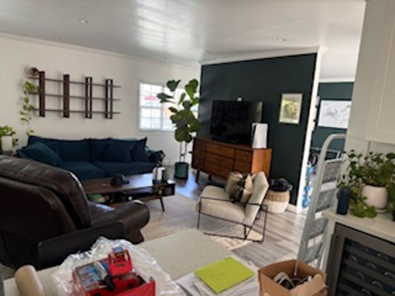 261 Prospect Ave - Photo 5 of 24