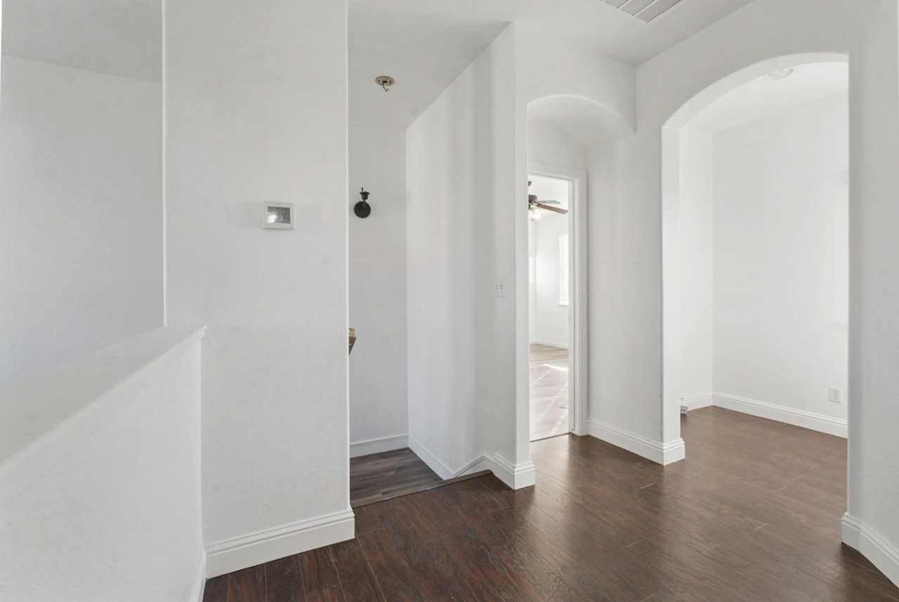 3258 Lemmons St - Photo 6 of 29