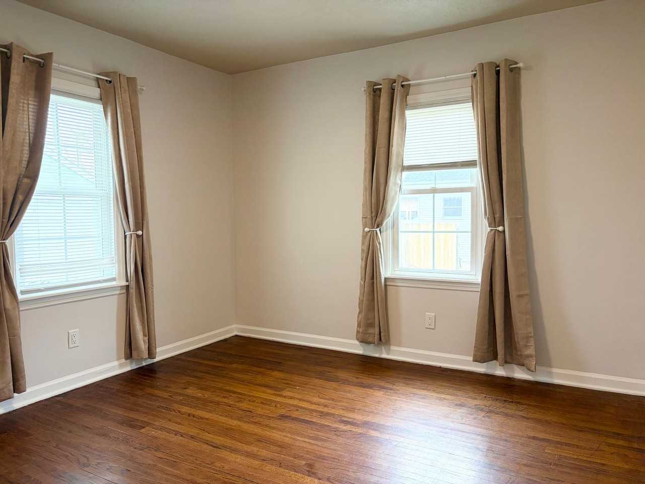 705 Cullom St - Photo 4 of 15