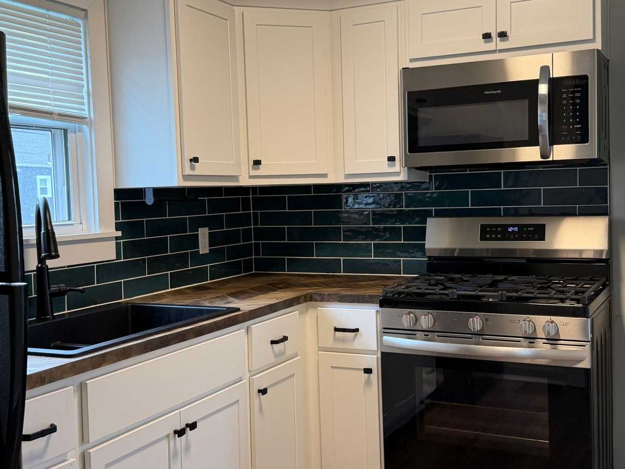 717 15th St Sw - Photo 2 of 8