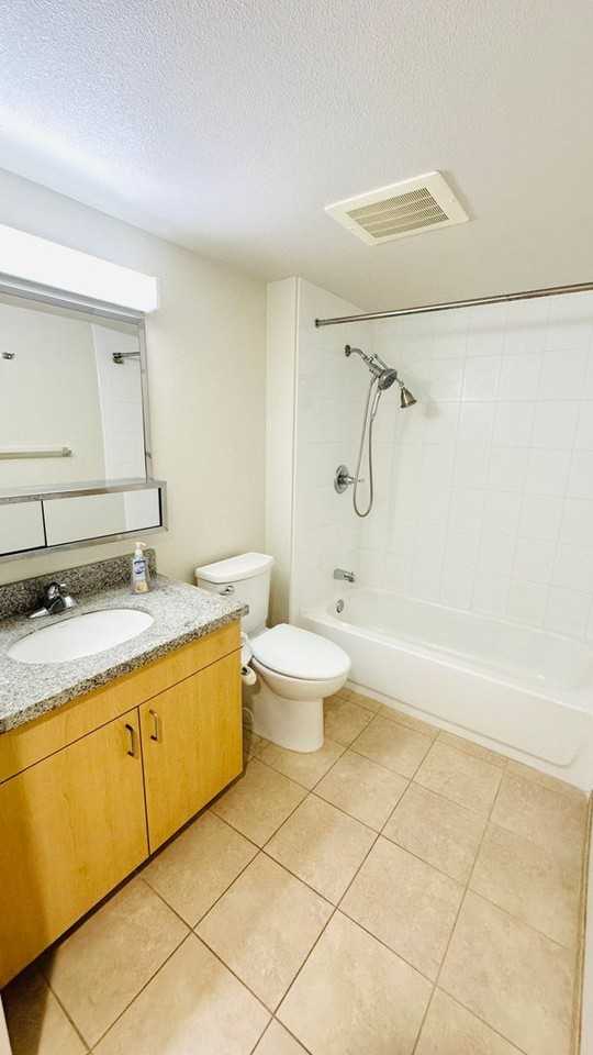 1315 Kalakaua Ave #1407 - Photo 7 of 14