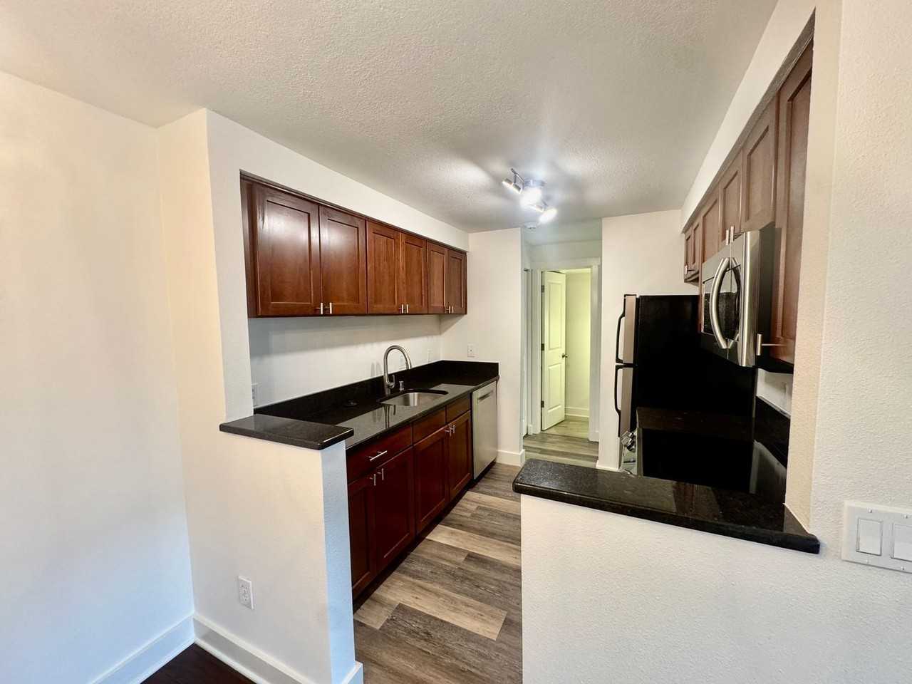 15821 Ne Leary Way Apt C126 - Photo 2 of 16