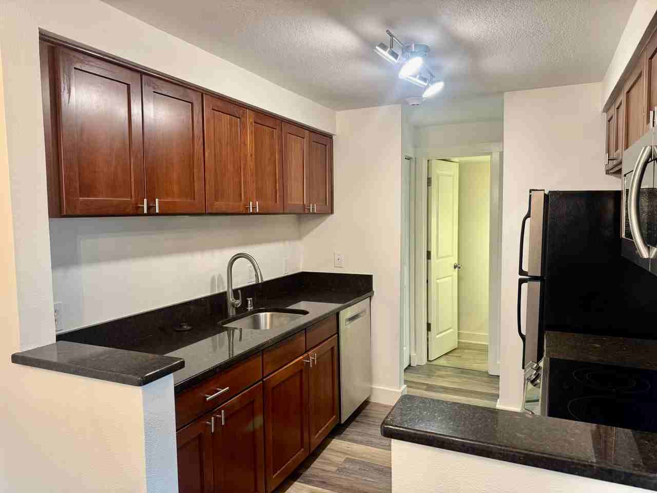 15821 Ne Leary Way Apt C126 - Photo 4 of 16