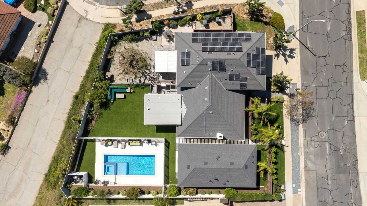 31222 Floweridge Dr - Photo 5 of 39