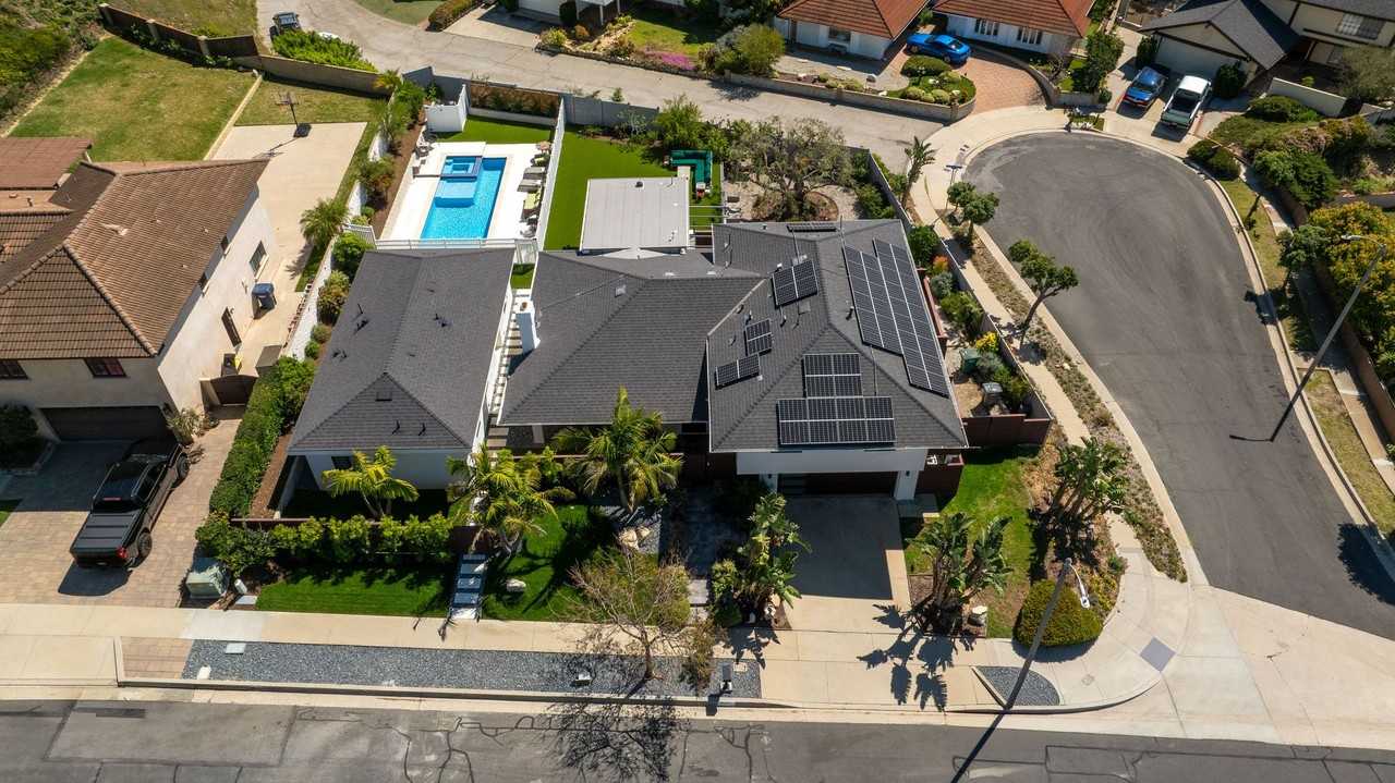 31222 Floweridge Dr - Photo 7 of 39