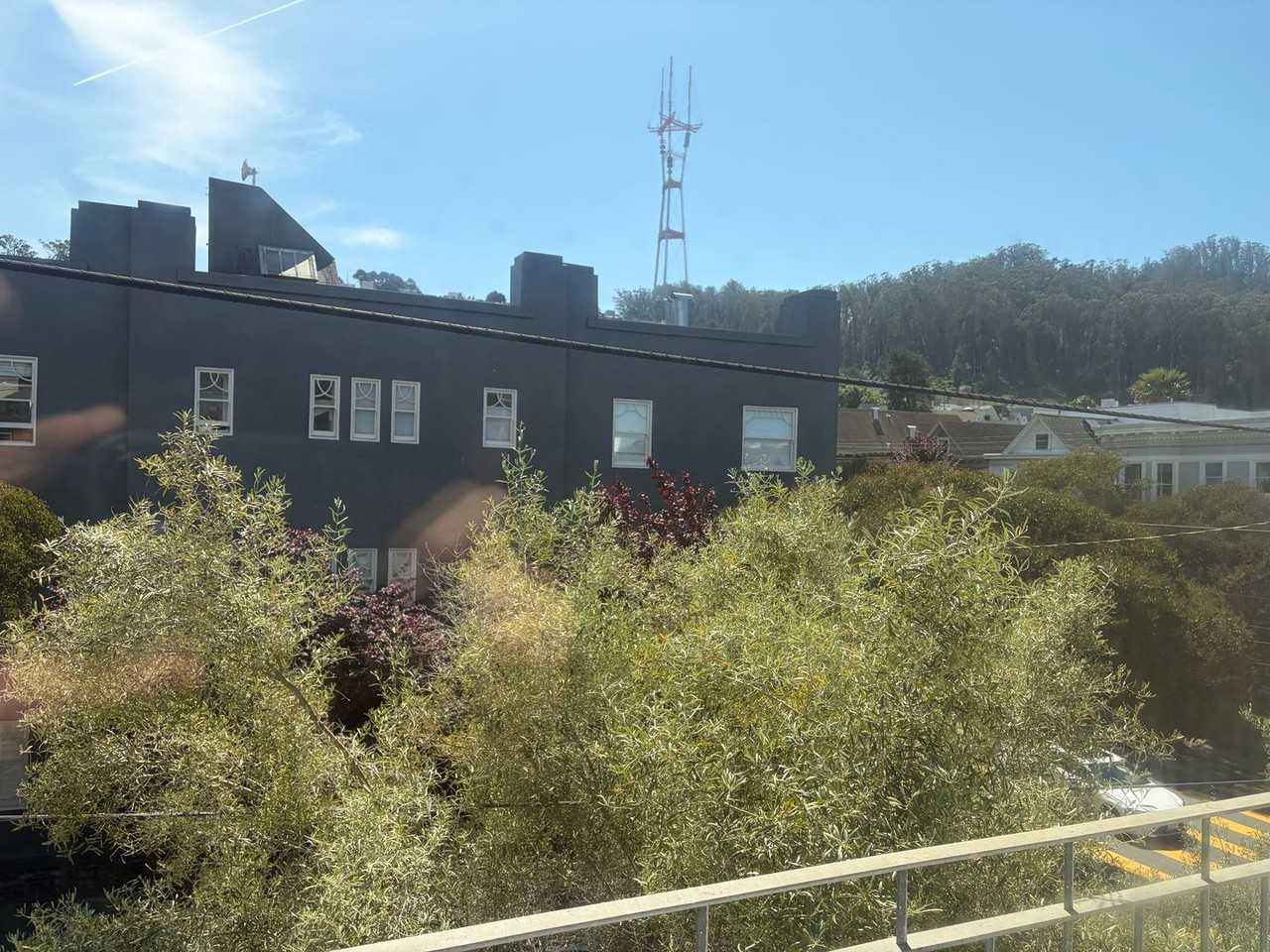 1060 Cole St #8 - Photo 7 of 13