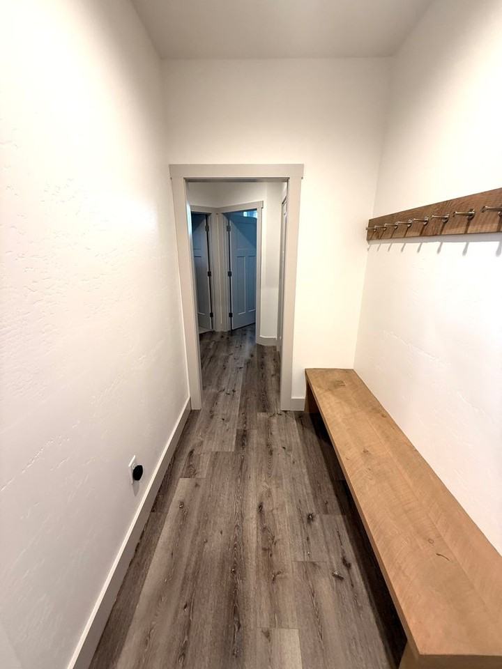 5498 Thimbleberry Loop - Photo 4 of 18