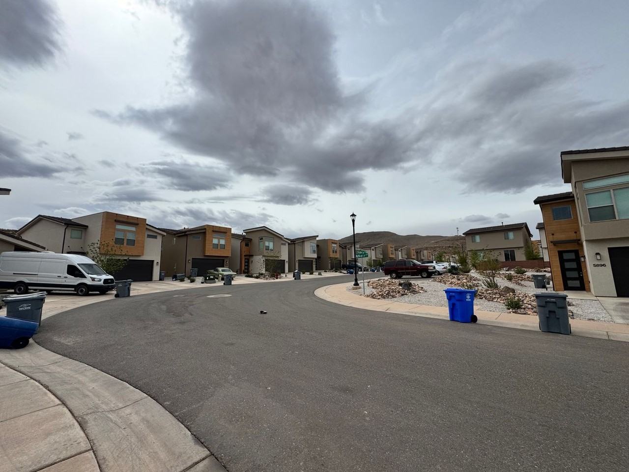 5891 S Mythical Ln - Photo 3 of 30