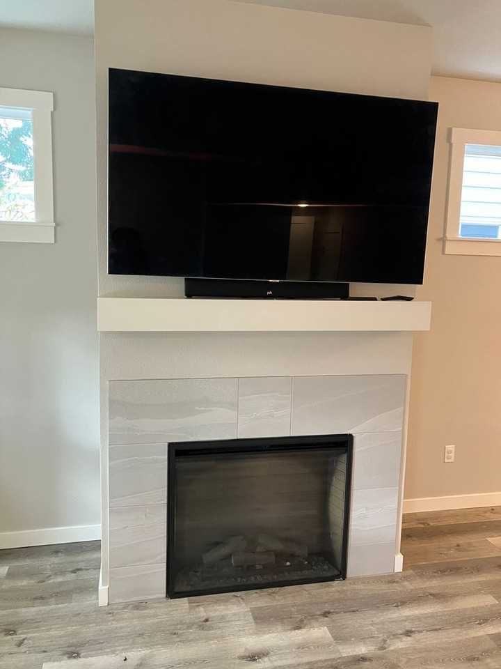 3731 Village Center Dr Se - Photo 5 of 38