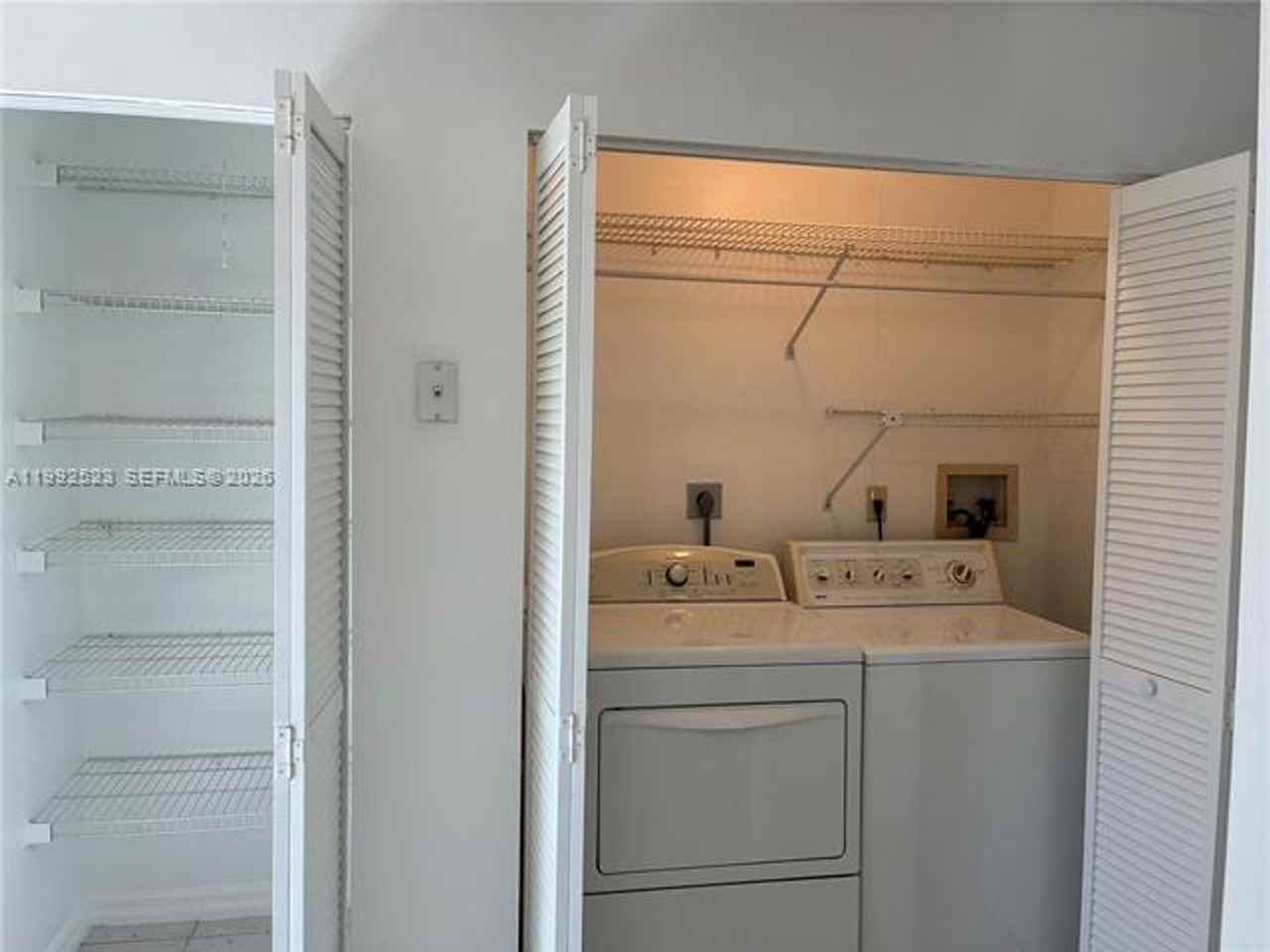 9834 Sw 222nd Ter - Photo 7 of 14