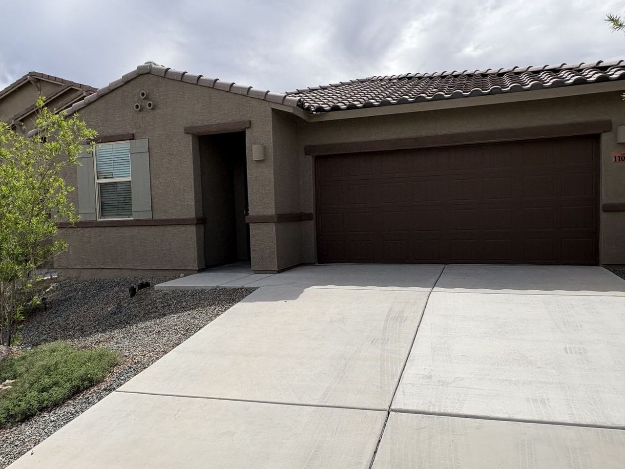11026 S Silver Fern Dr - Photo 3 of 47