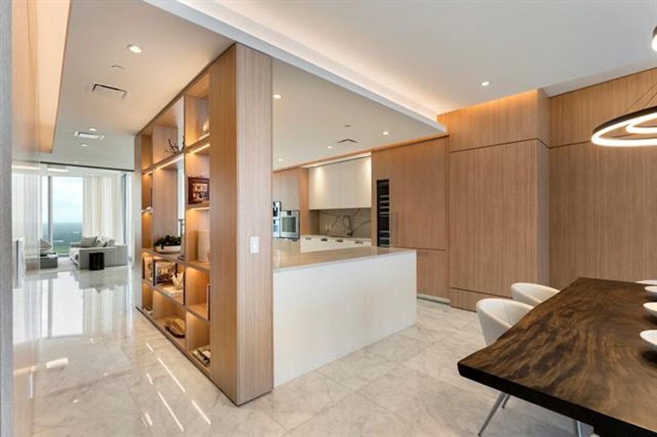 15701 15701 Collins Avenue Ave #3901 - Photo 6 of 36