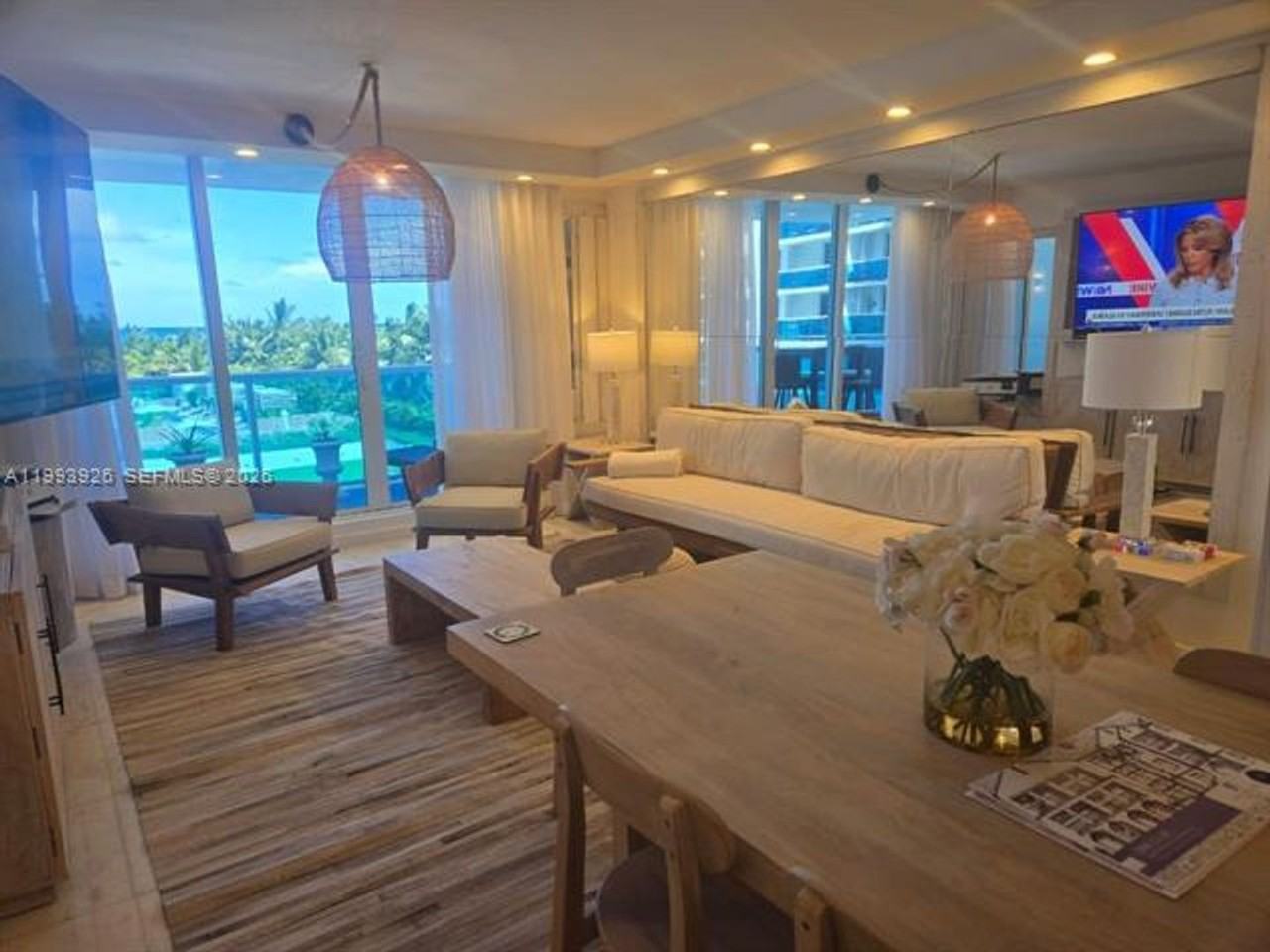 2301 2301 Collins Ave appt 439 - Photo 2 of 41