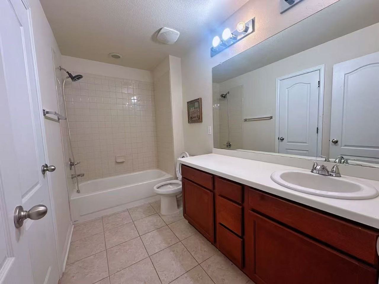 3646 E 141st Pl - Photo 6 of 9