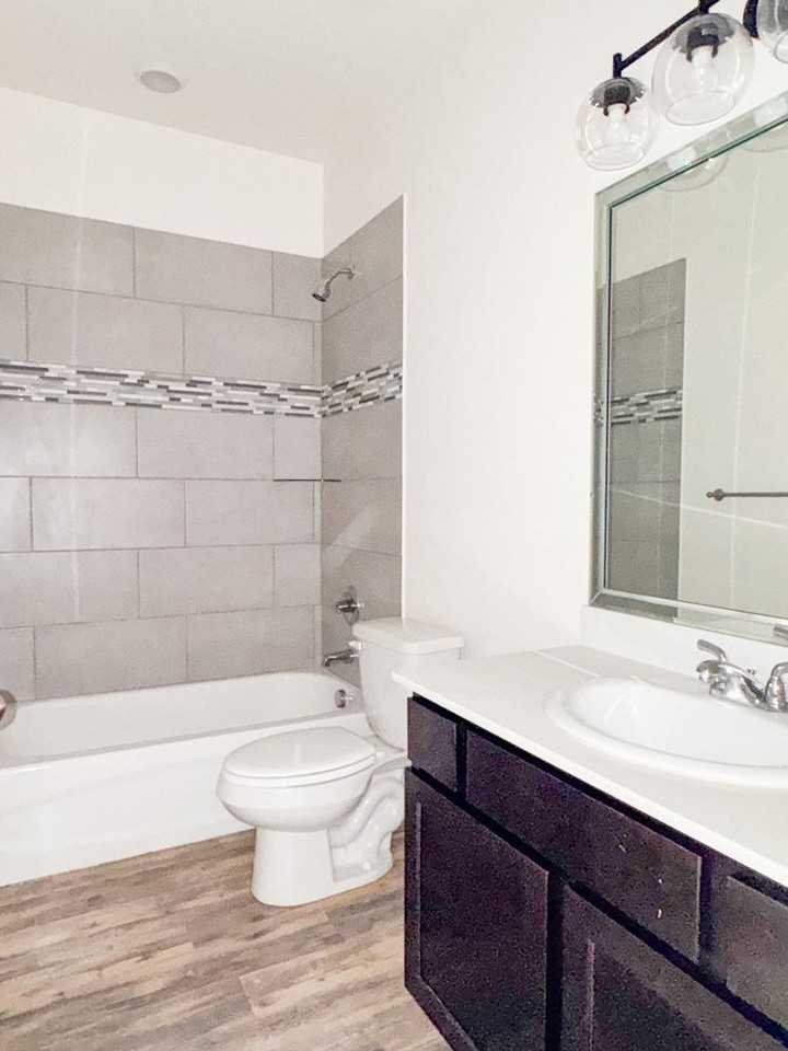4913 Rose Garden Loop - Photo 6 of 12