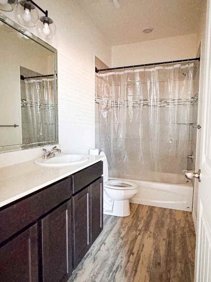 4913 Rose Garden Loop - Photo 7 of 12
