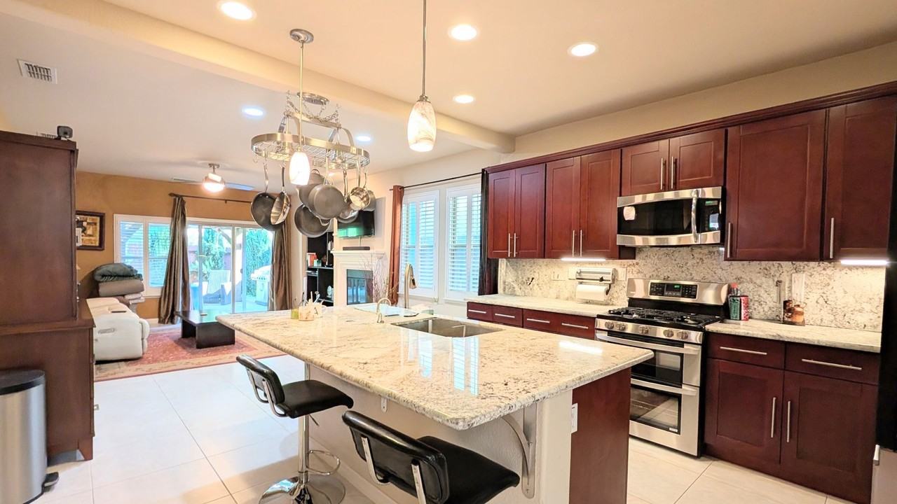 3476 Silverwood Rd - Photo 7 of 37