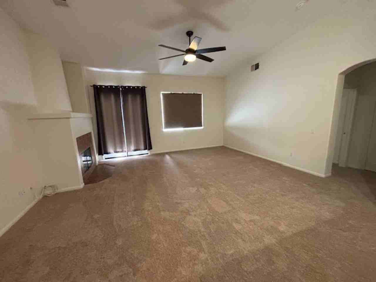 2887 Wensley Ave - Photo 5 of 12