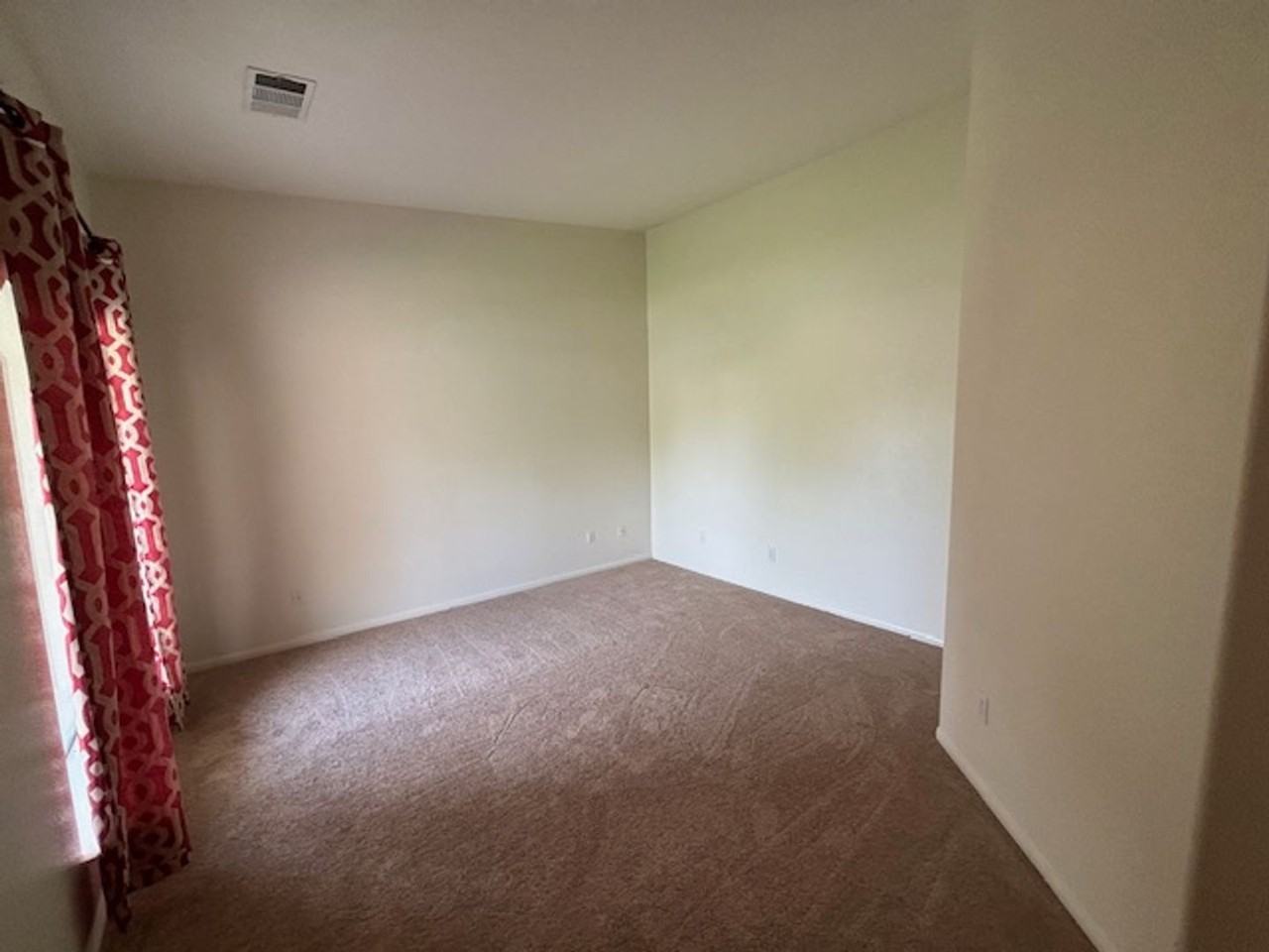 2887 Wensley Ave - Photo 6 of 12