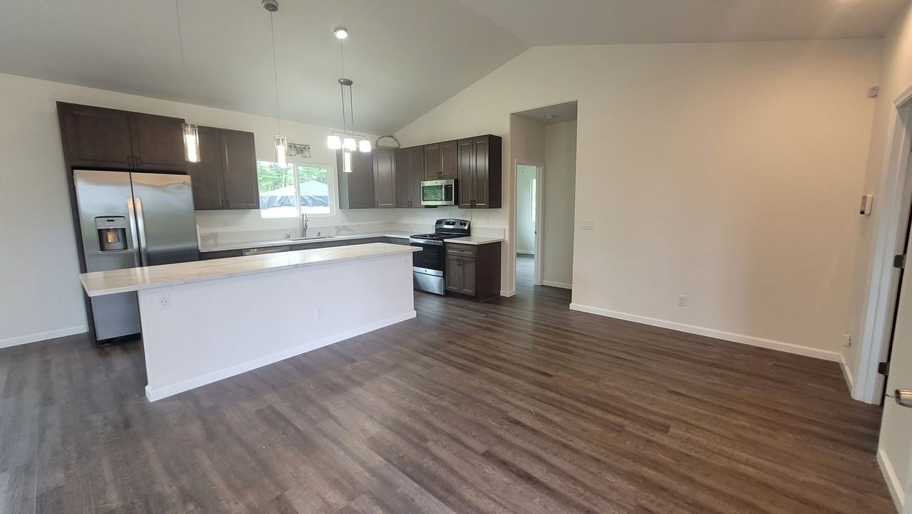 16-1840 16-1840 34th Ave. - Photo 3 of 22