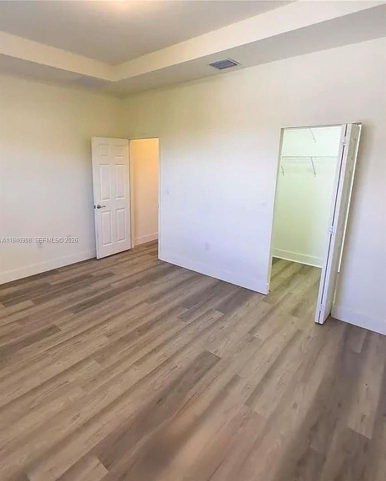 3349 W 105th Ter - Photo 7 of 10