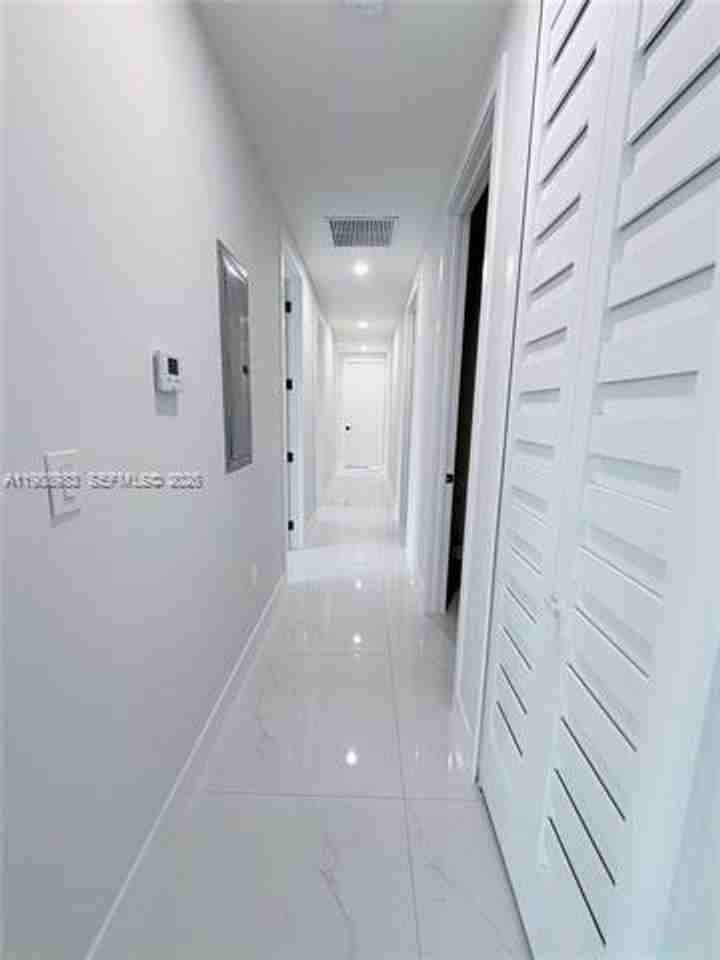 12330 12330 SW 219th St th 12330 - Photo 4 of 14