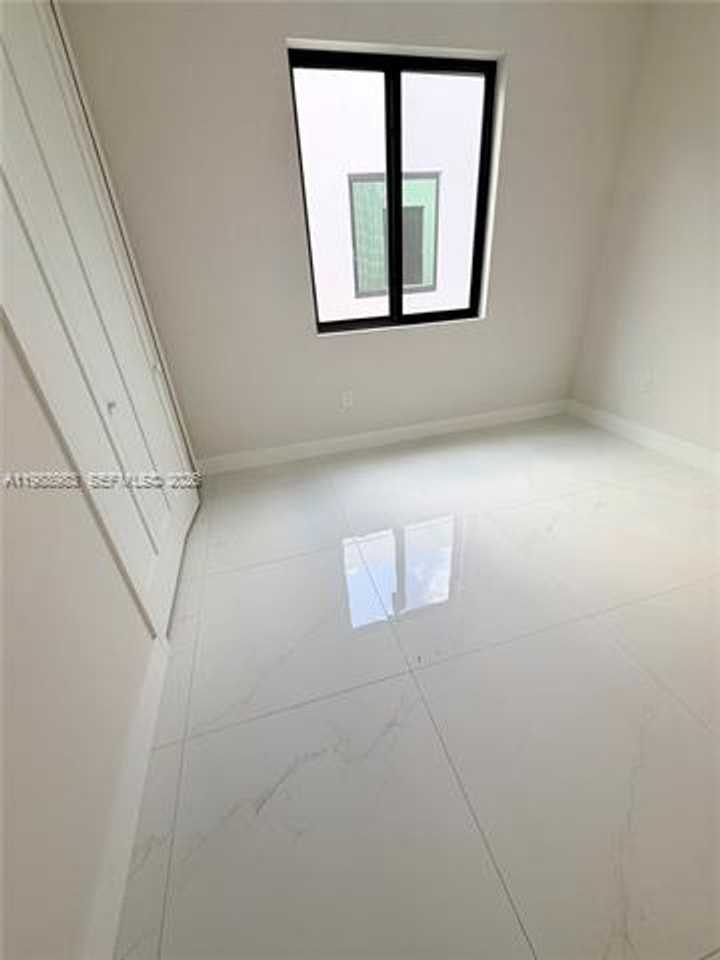 12330 12330 SW 219th St th 12330 - Photo 6 of 14