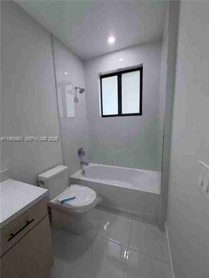 12330 12330 SW 219th St th 12330 - Photo 7 of 14