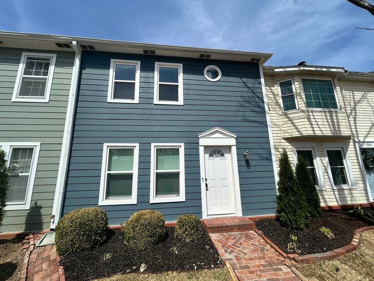 1366 E Masonic Dr - Photo 4 of 50