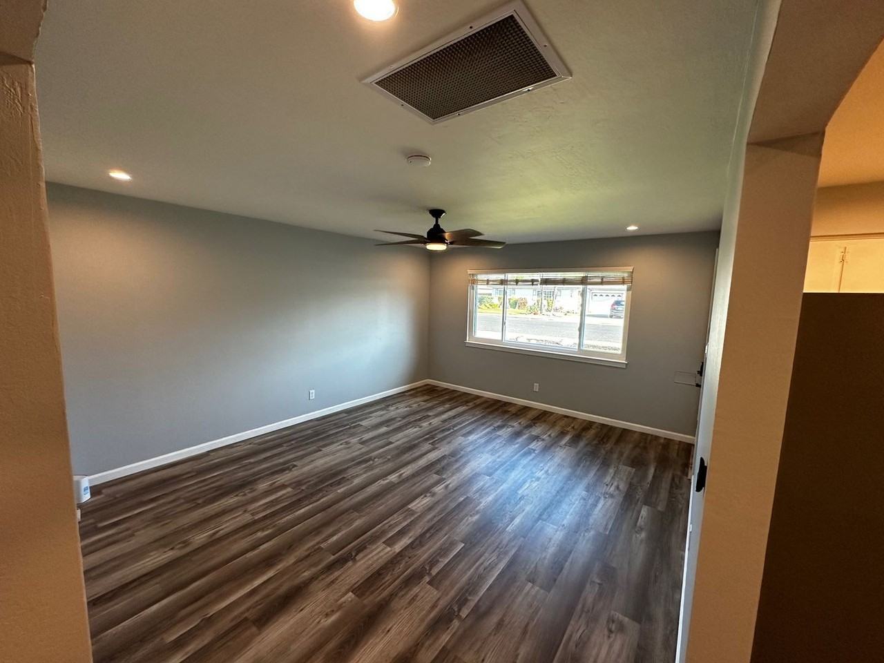 926 W Rialto Ave - Photo 2 of 12