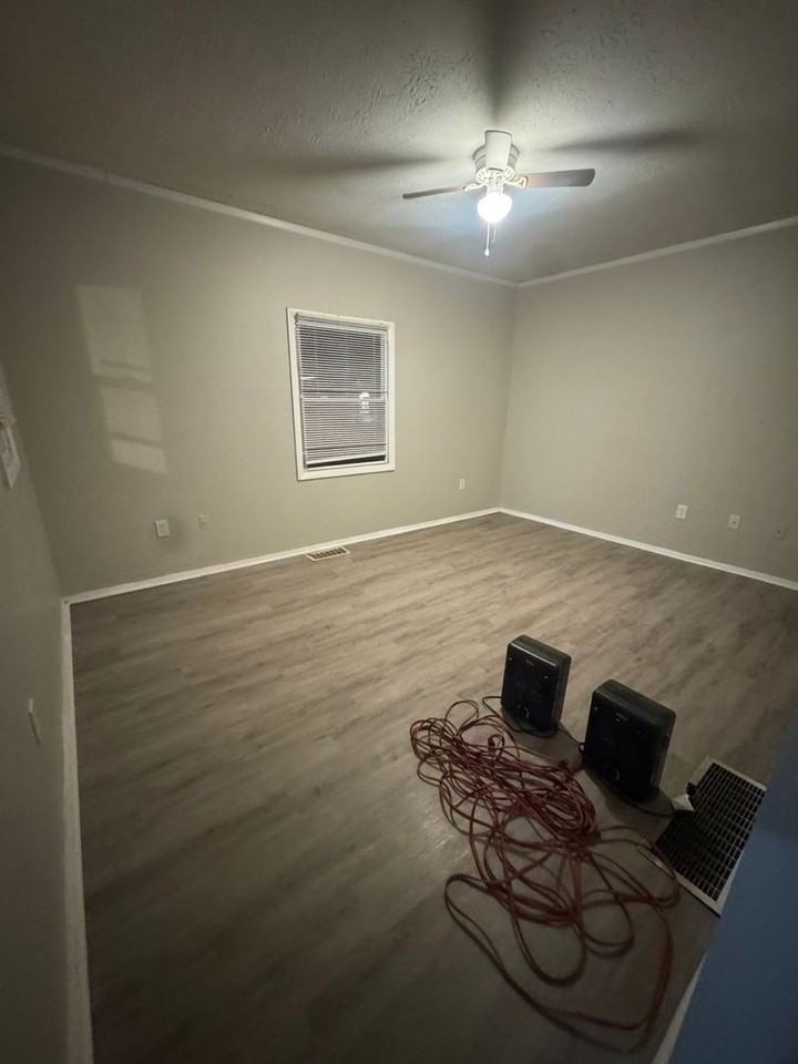 238 238 nieman at - Photo 4 of 7