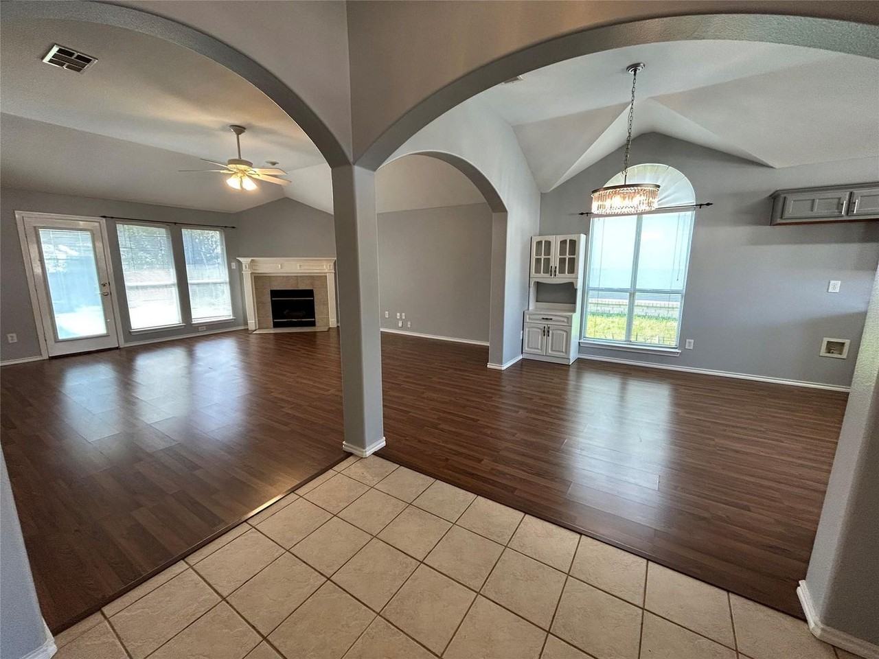 4133 Boulder Park Dr - Photo 2 of 15