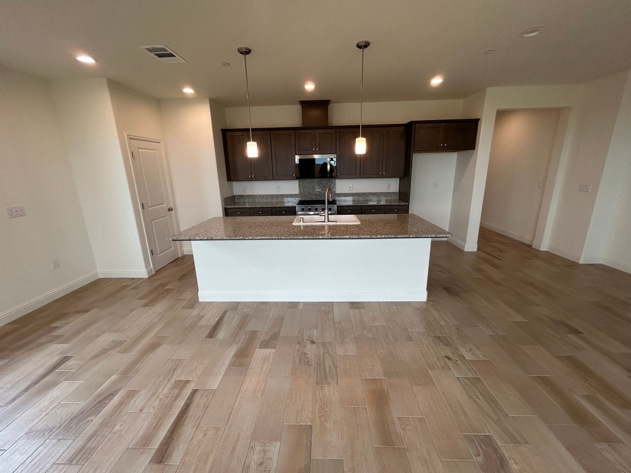 6542 E Sedona Ave - Photo 2 of 20