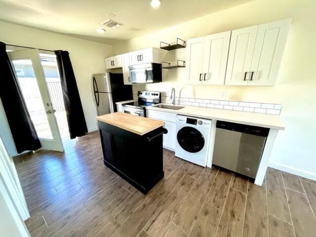 1402 E Mckinley St #B